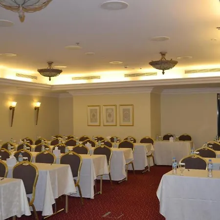 Sheraton Khalidiya Hotel-3